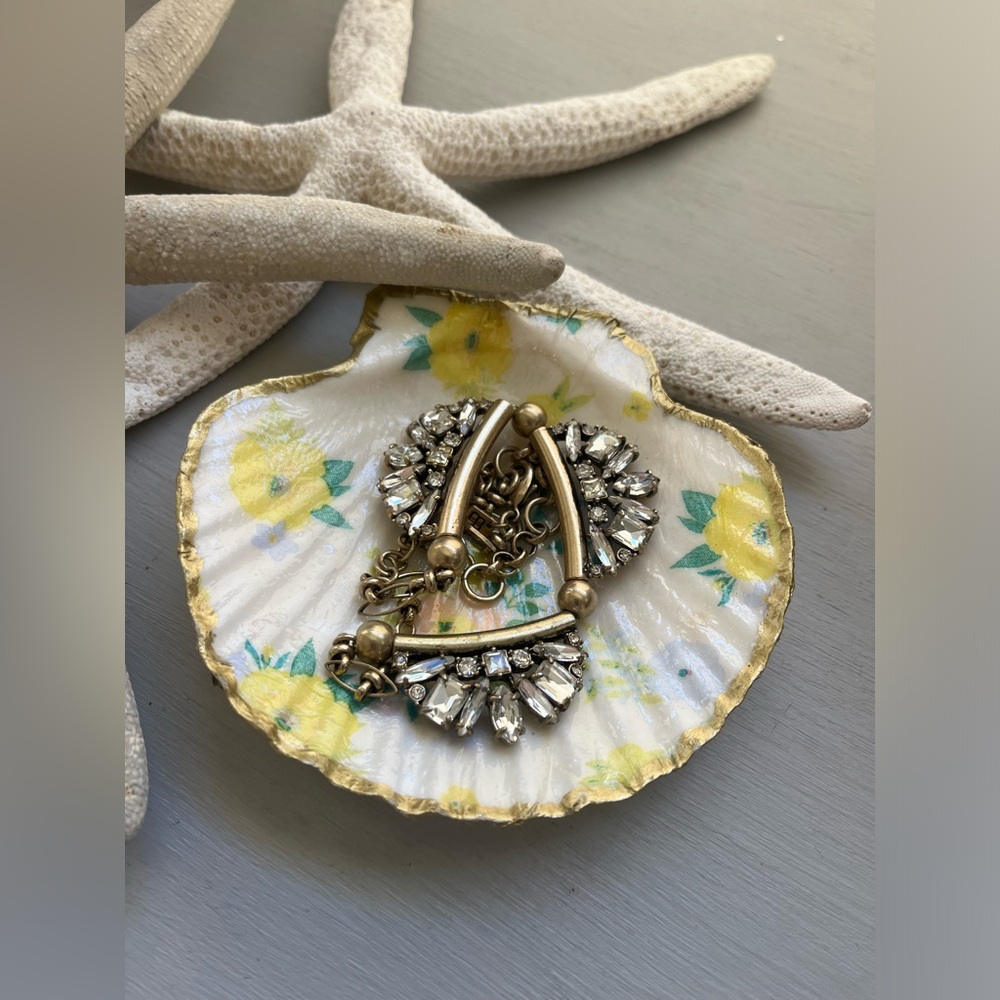 Handmadede Shell Trinket Dish